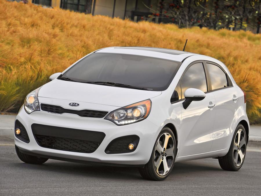  Kia Rio 5-Door 2011 года  (US) (фото 23 из 76)